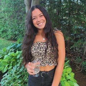 Meet your Posher, Victoria